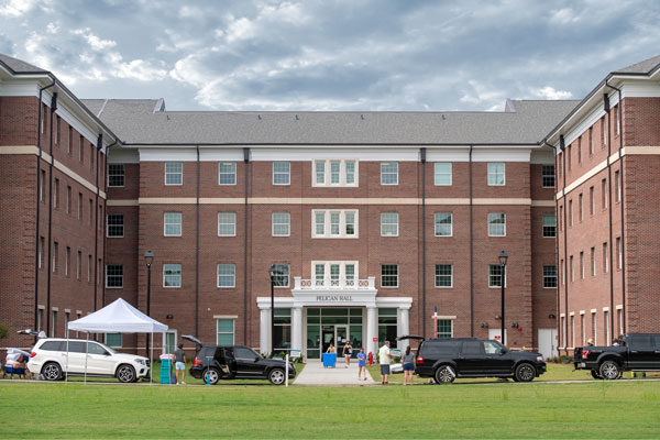 Bluford Street Residence Hall - Clark Nexsen